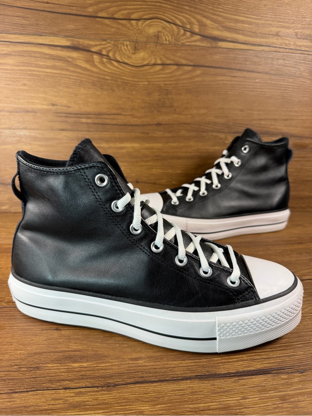 Converse All-star Lift High Top Leather Sneakers Women’s Size 11 Shoes‎